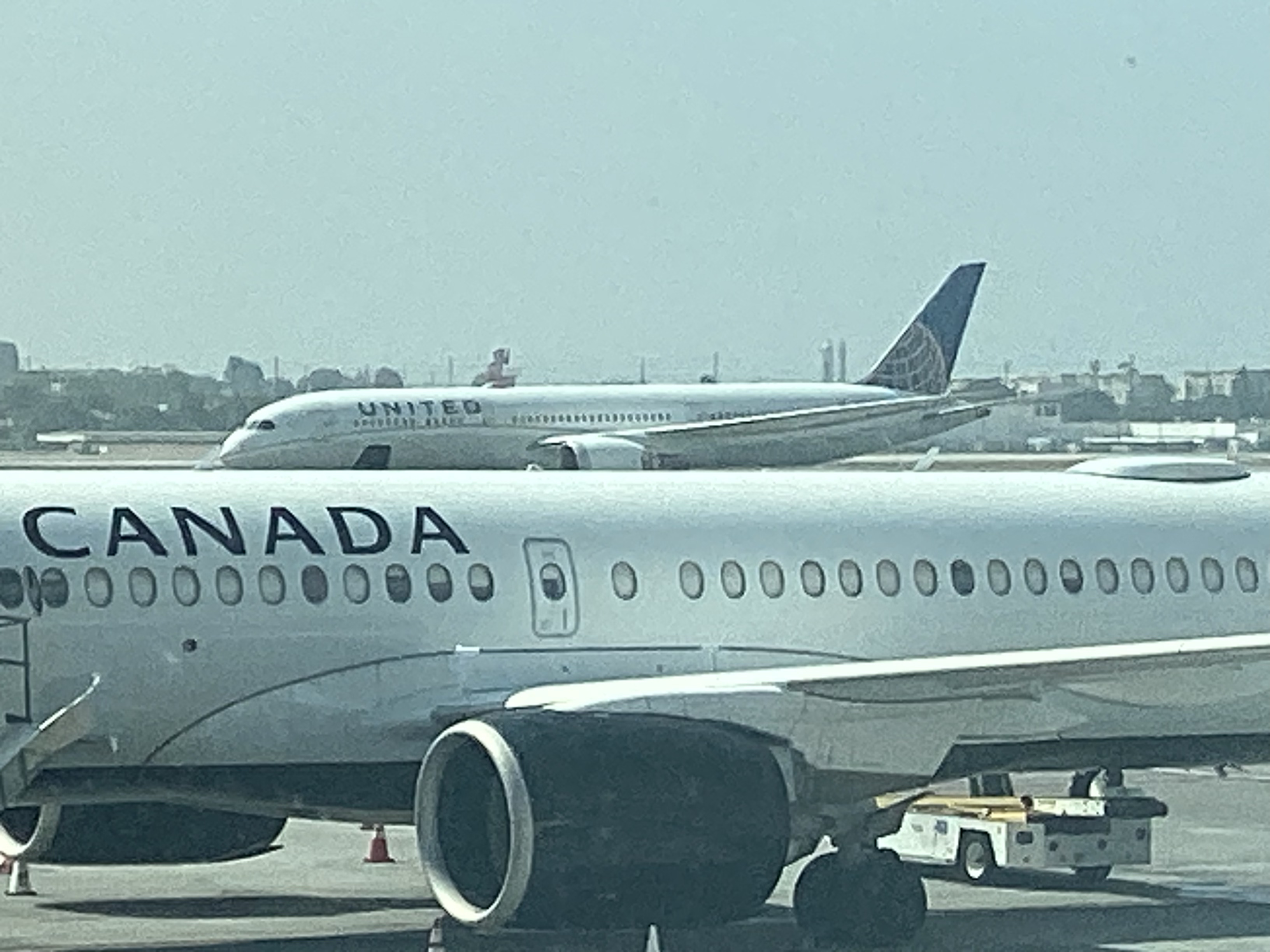 United787